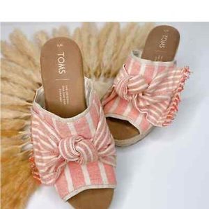 Toms Junie platform woman’s 7.5W